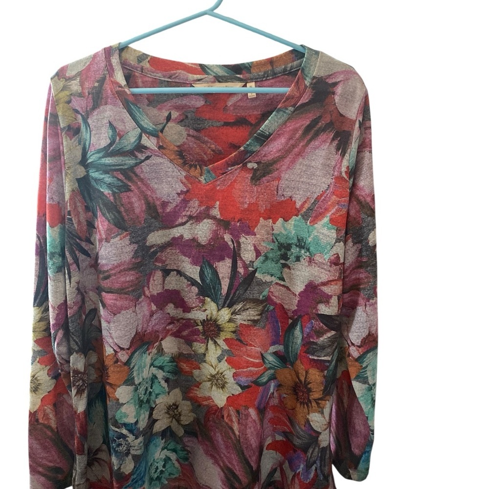 Soft Surroundings First Bloom Tunic vibrant watercolor floral V-neckline Comfort - Picture 4 of 12